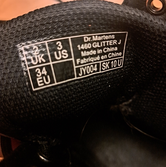 Dr. Martens glitter side-zip boots in junior's size 3 (US). - Picture 5 of 6